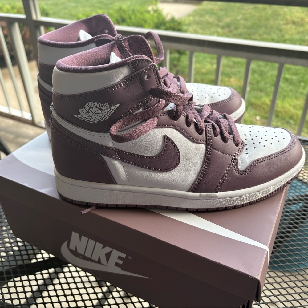 Nike Air Jordan 1 Retro High OG in White and Brown